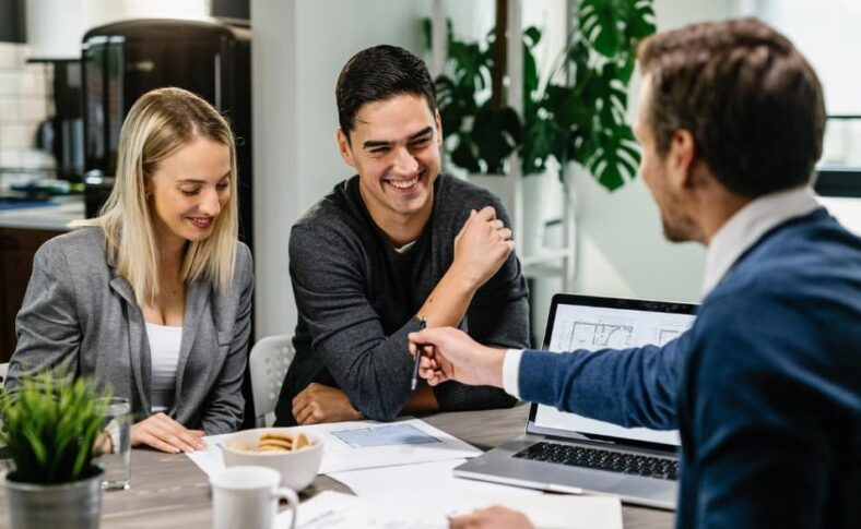 How a Financial Planner Can Help You Navigate Market Volatility